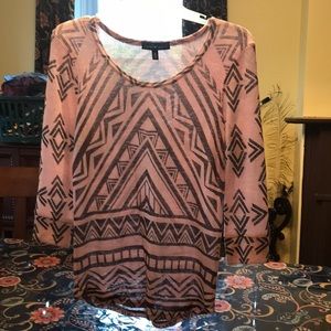 Ladies sweater size Small Derek heart NWOT